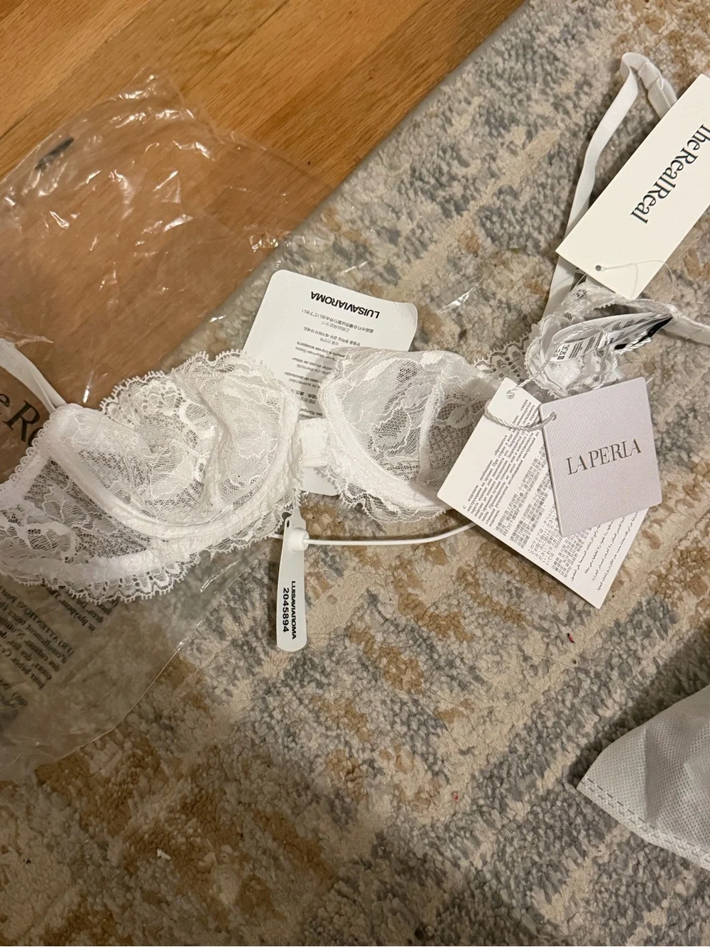 La Perla delicate floral